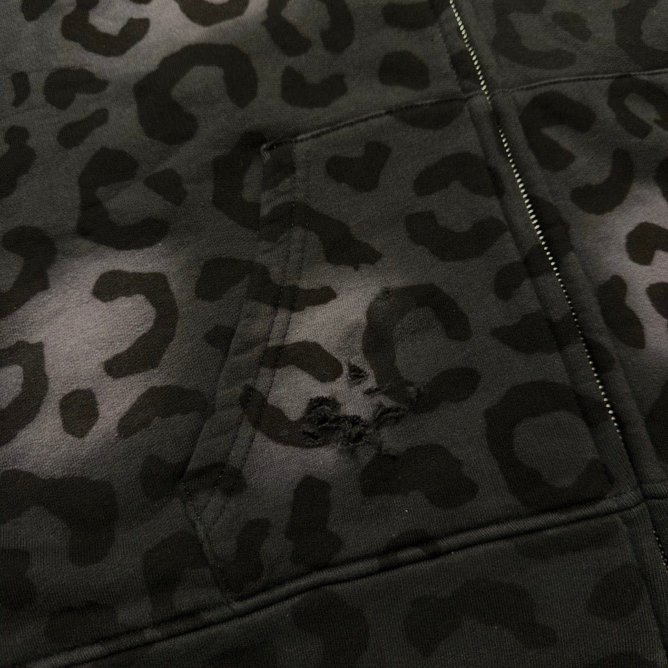 leo - zipper